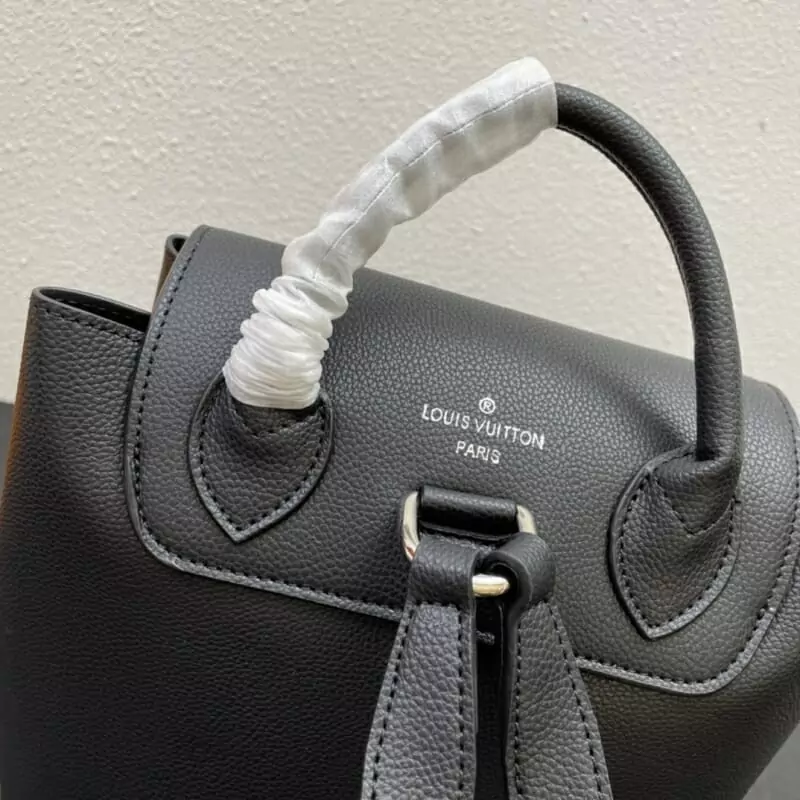 louis vuitton aaa qualite sac a dos  pour femme s_a66a154